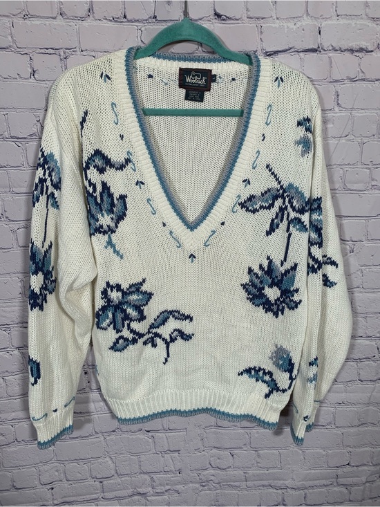 Woolrich Sweaters - Woolrich Womens VTG V-Neck Floral Sweater White Blue Sz L Cottagecore Casual